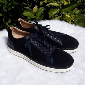 GEORGE BROWN BILT SNEAKERS NWOB